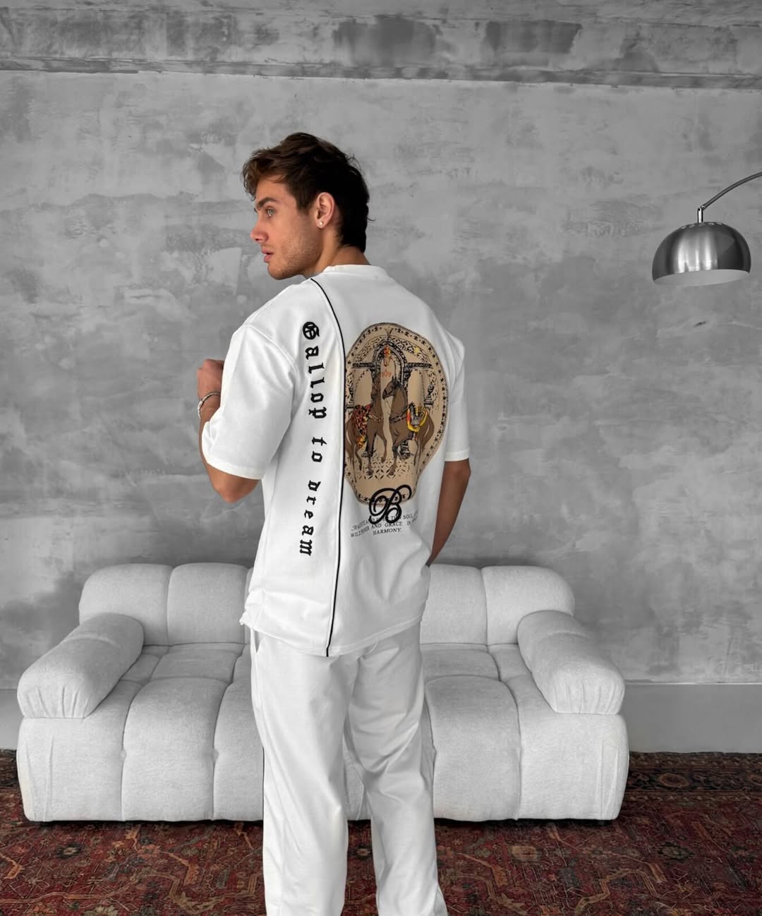 Goat T-shirt (Oversized)