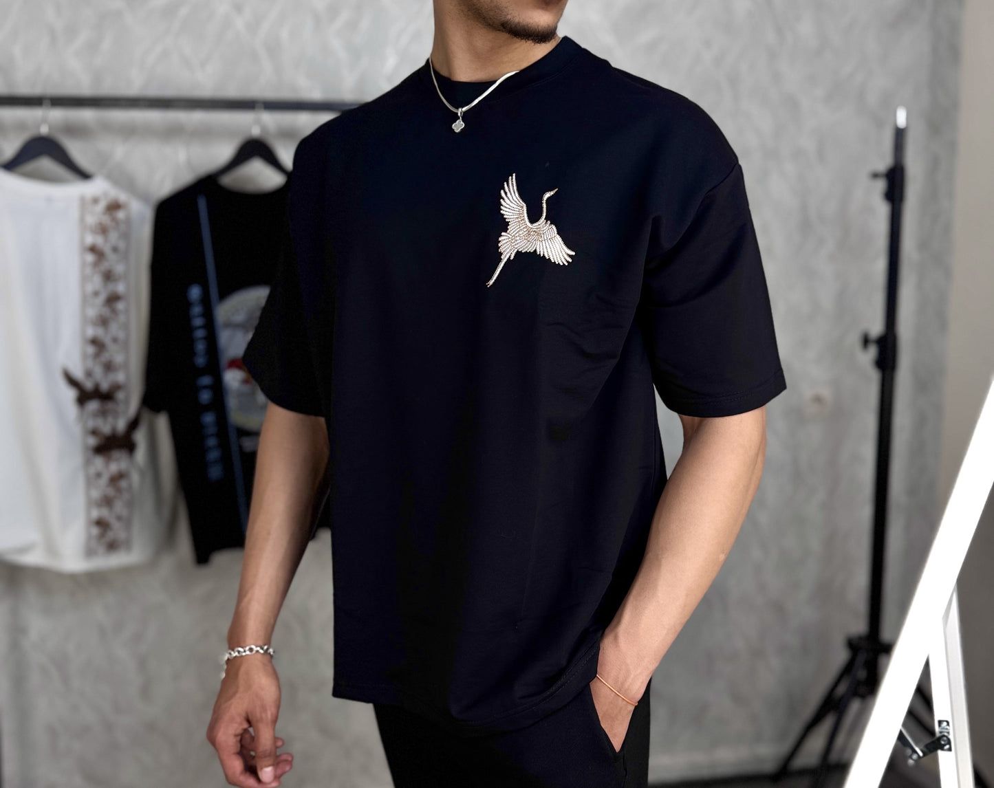 Fly Away T-shirt (Oversized)