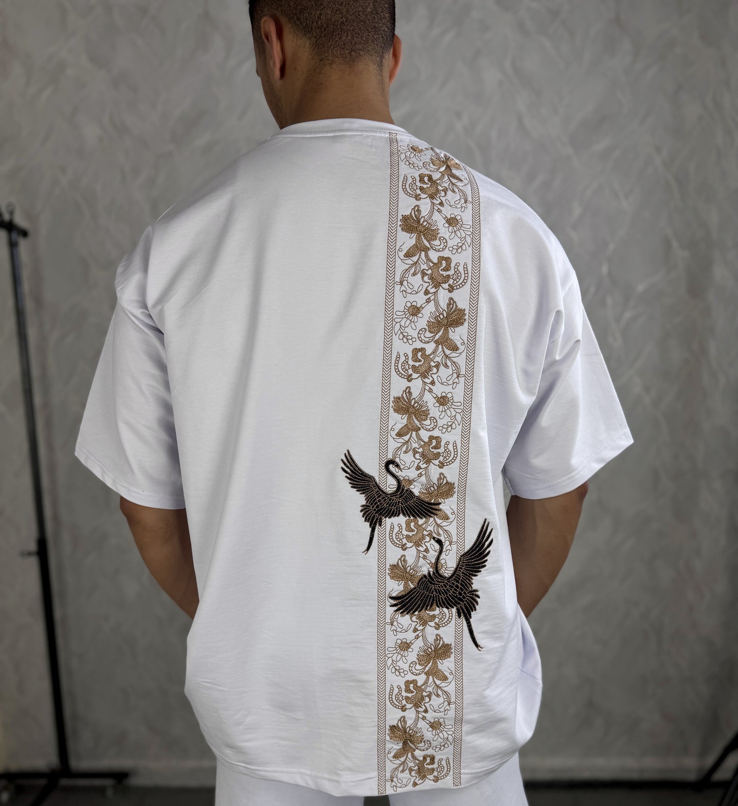 Fly Away T-shirt (Oversized)