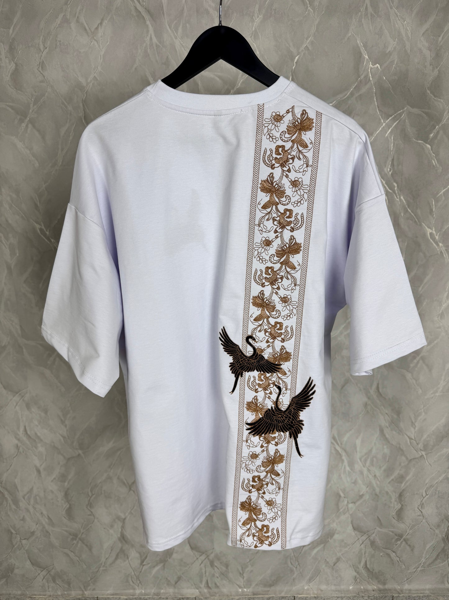 Fly Away T-shirt (Oversized)