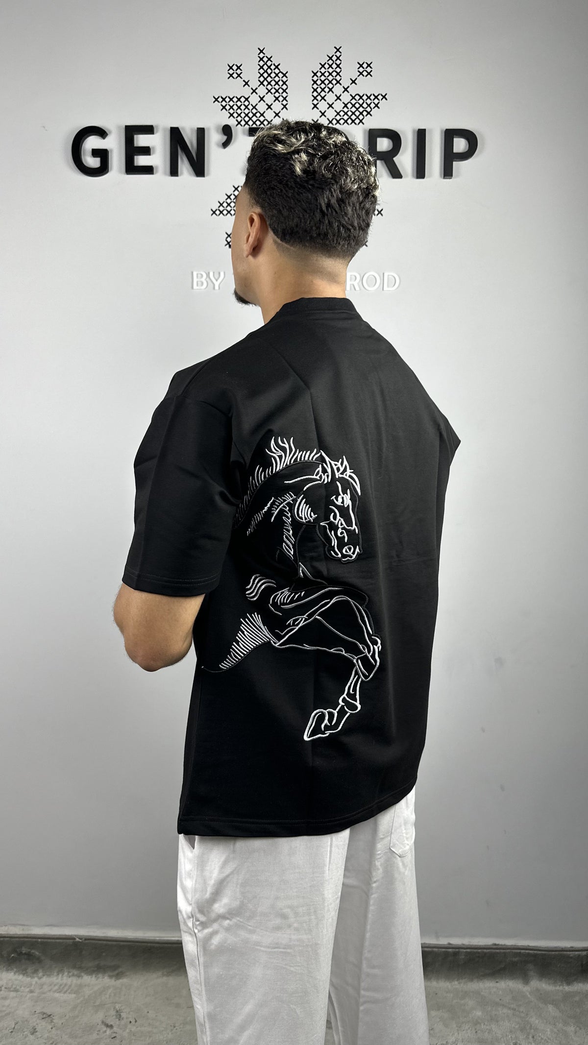 Horse T-shirt (Oversized)