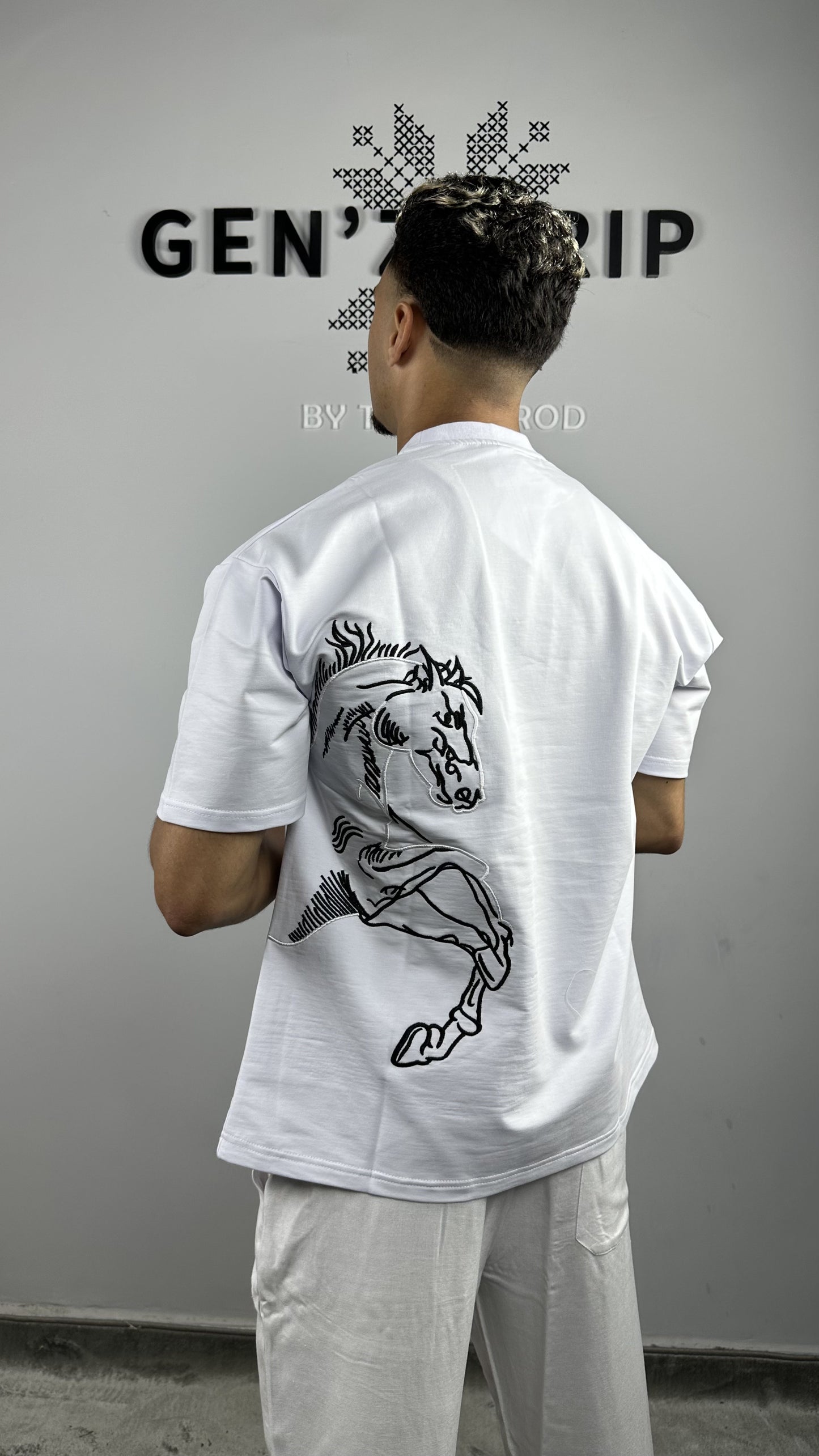 Horse T-shirt (Oversized)