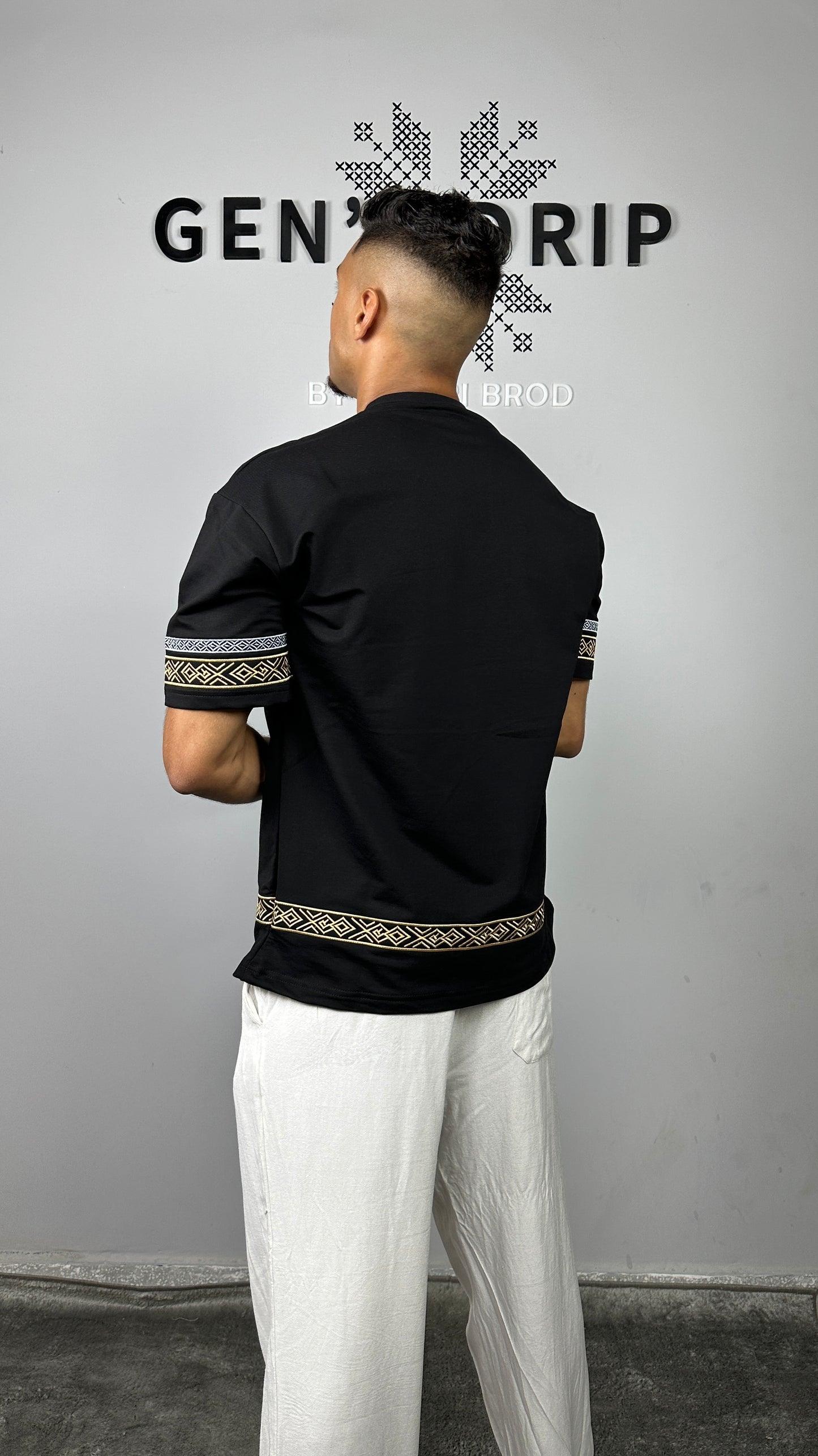 Iconic T-Shirt (Oversized)