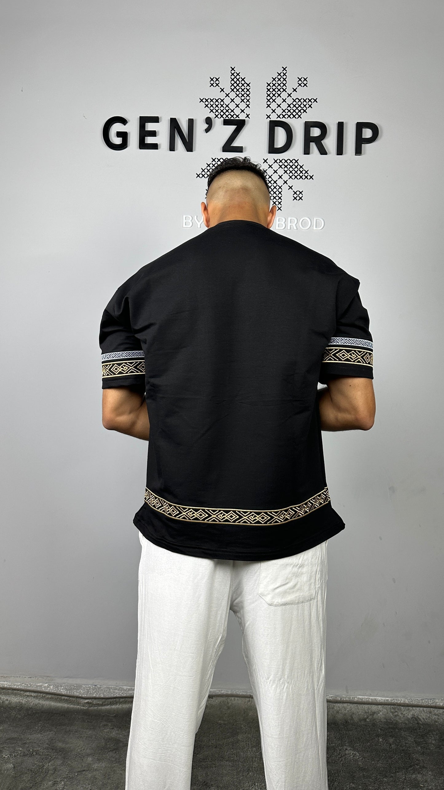 Iconic T-Shirt (Oversized)
