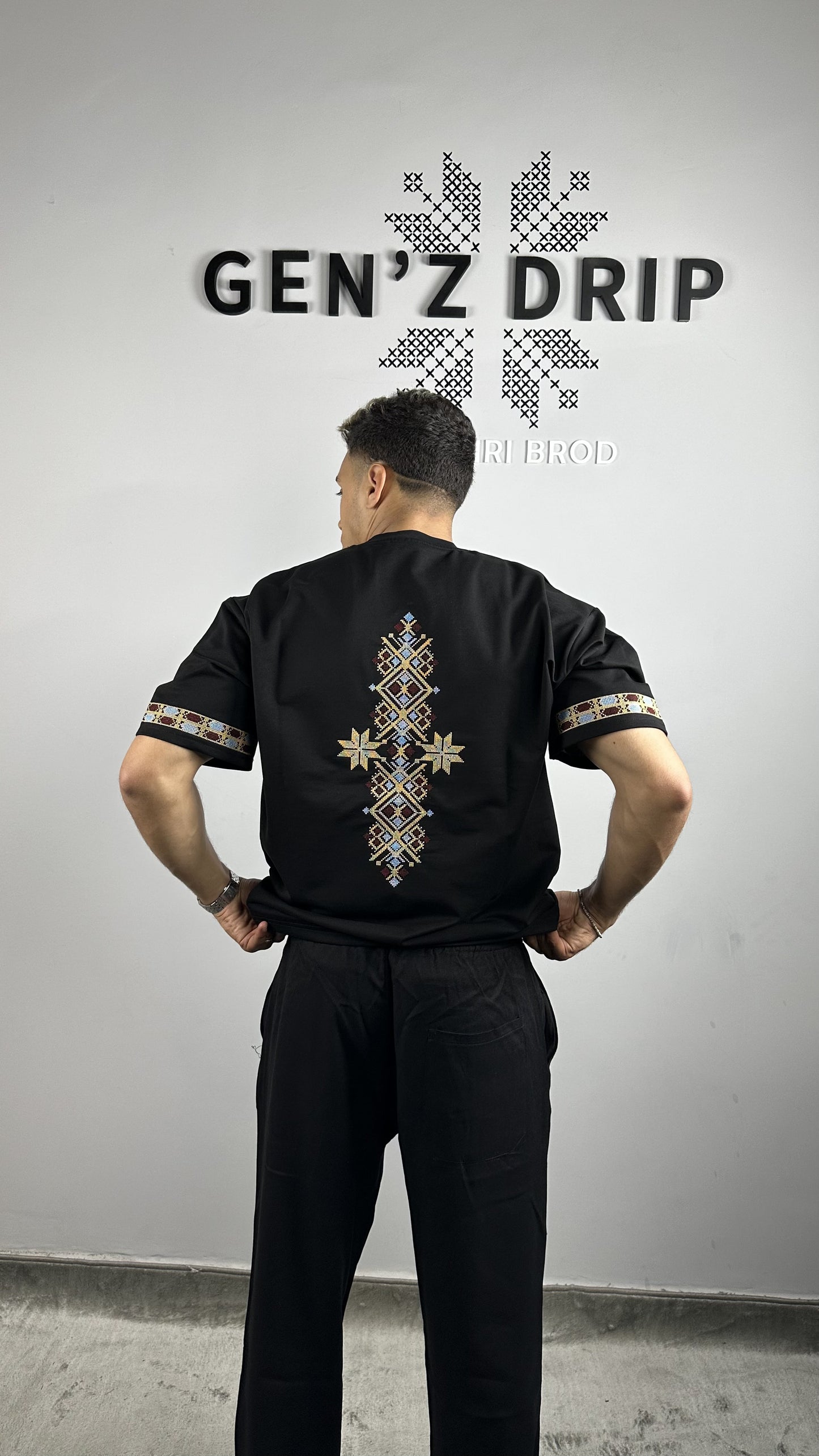 Legacy T-shirt (Oversized)